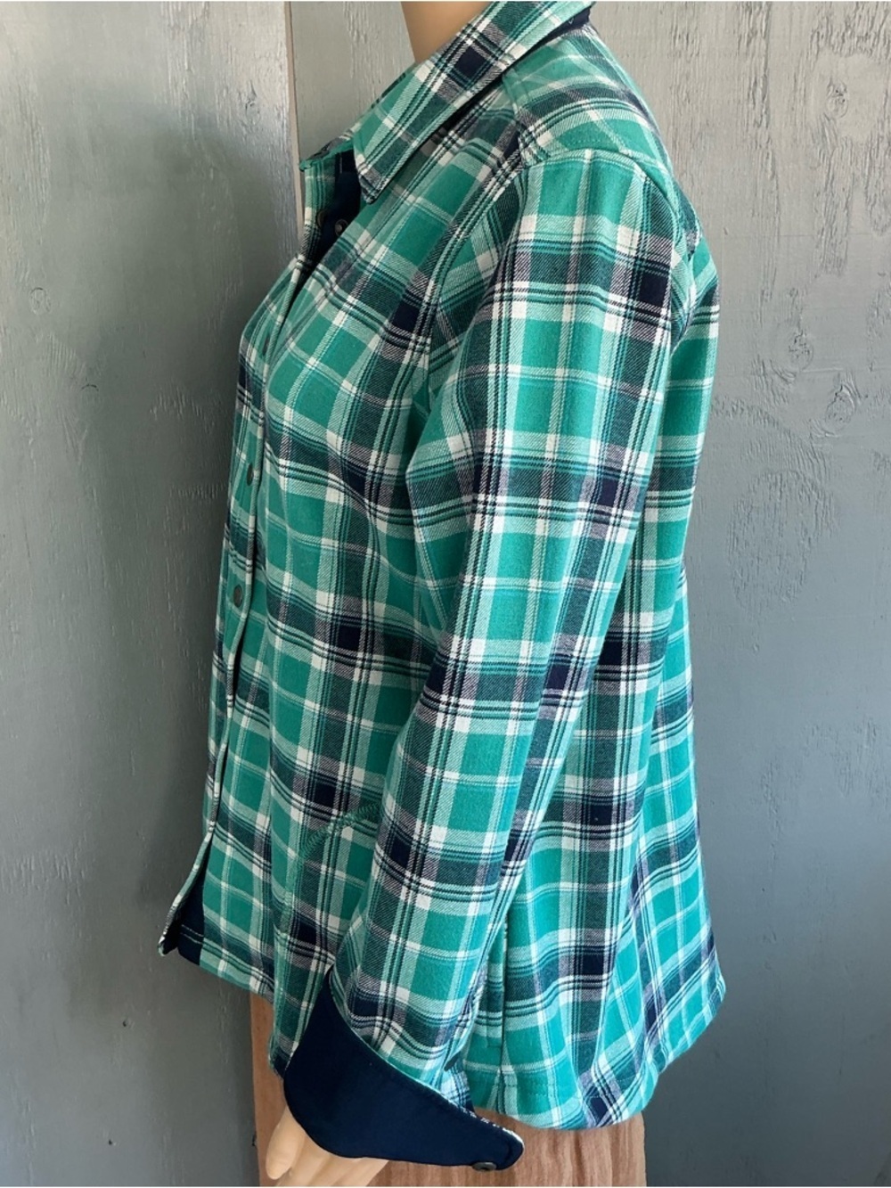 Orvis Women’s Fleece Lined Flannel Shirt lGreen Plaid Snap Button Pockets Size L - Picture 3 of 11